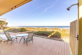 Hunter's Haven, 2 Bedrooms, Sleeps 6, Ocean Front, Pet Friendly